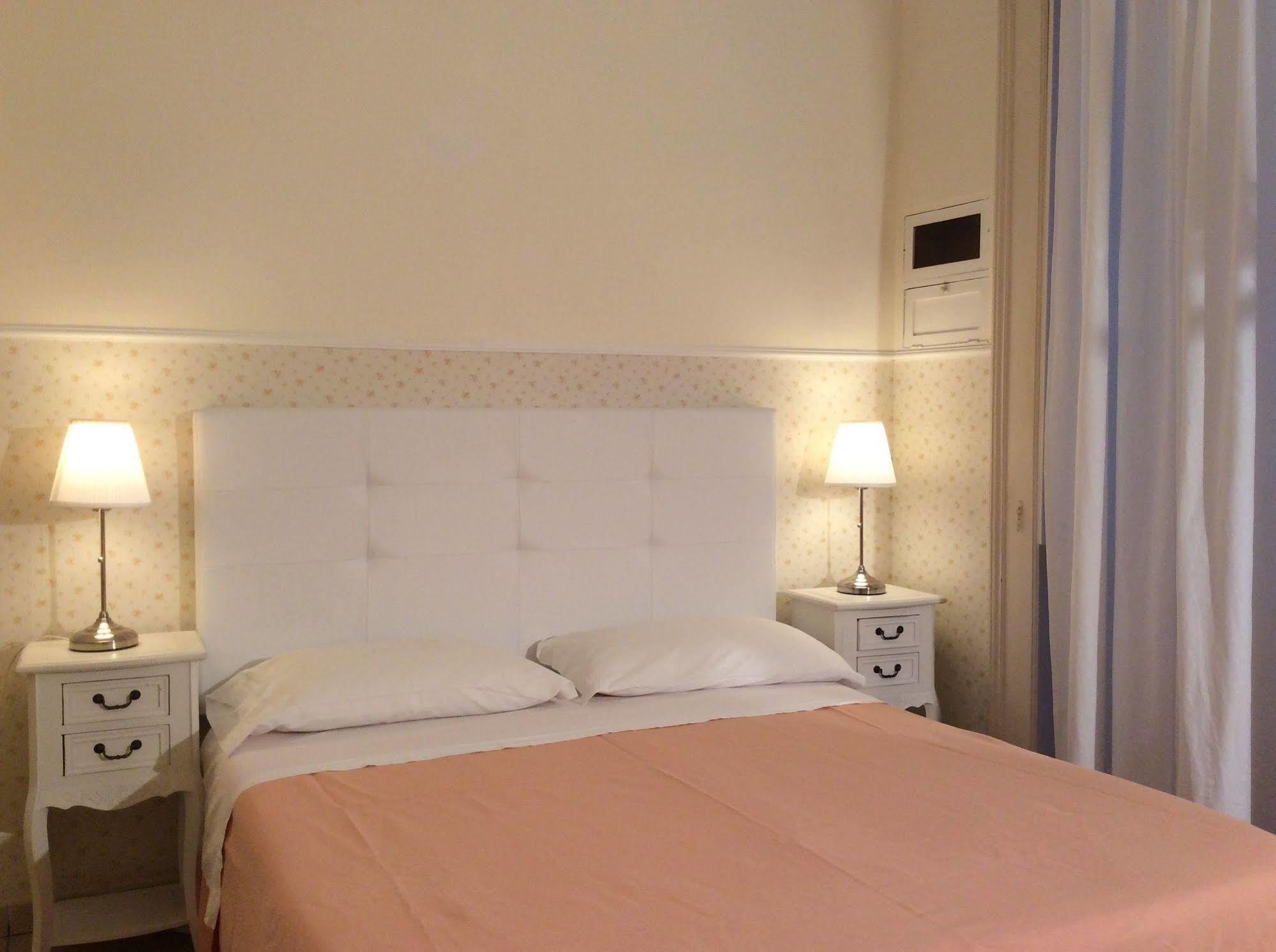 B&B Diana Сиракуза Екстериор снимка